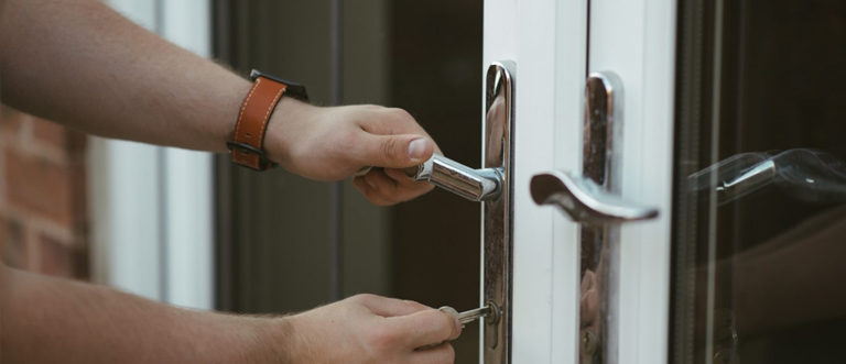 24 hour key locksmith Fort Bragg